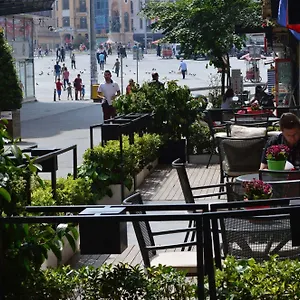 https://senator-hotel-taksim.istanbul-turkeyhotels.com